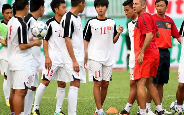 U19 Việt Nam vs U19 Hàn Quốc: Đã đến lúc cần bỏ cái đẹp!