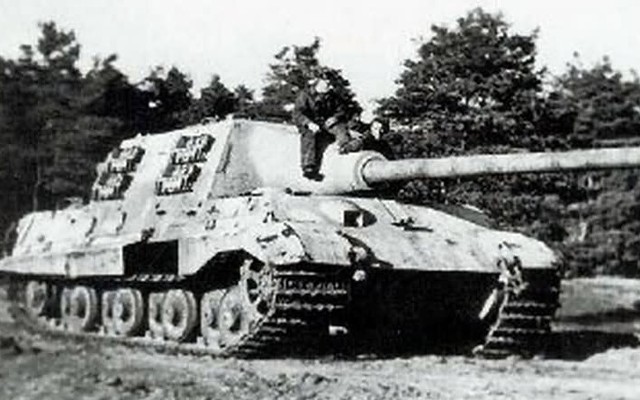 Jagdtiger  - Pháo tự hành diệt tăng uy lực nhất CTTG II (Phần 1)