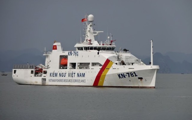Chùm ảnh: Tàu kiểm ngư KN-781 chạy thử nghiệm trên vịnh Hạ Long