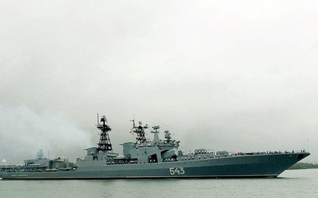 Chiến hạm nào của Nga truy đuổi tàu ngầm Nhật Bản?