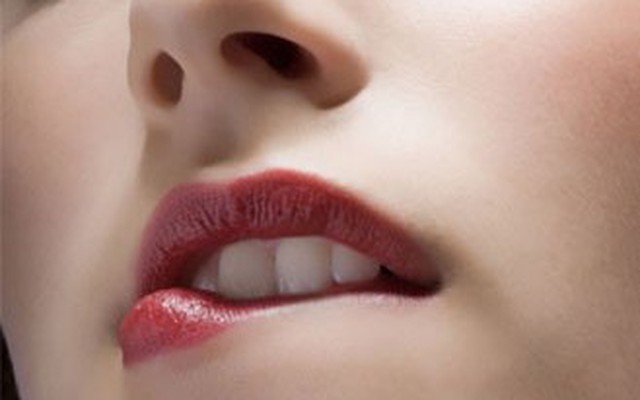 Khô môi và cách khắc phục