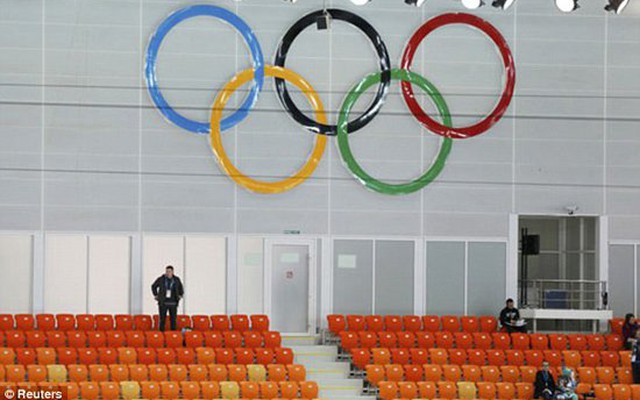 Cám cảnh Olympic Sochi: Ghế trống bất tận!