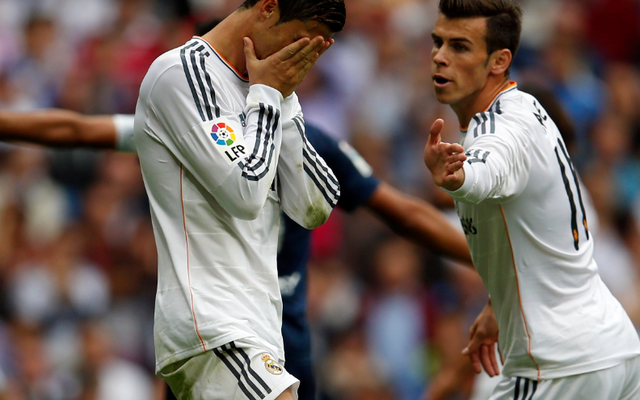 Cris Ronaldo cằn nhằn rủa Bale vì bị tranh đá phạt