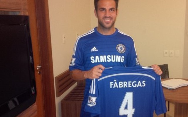 NÓNG: Chelsea chính thức ra mắt "bom tấn" Cesc Fabregas