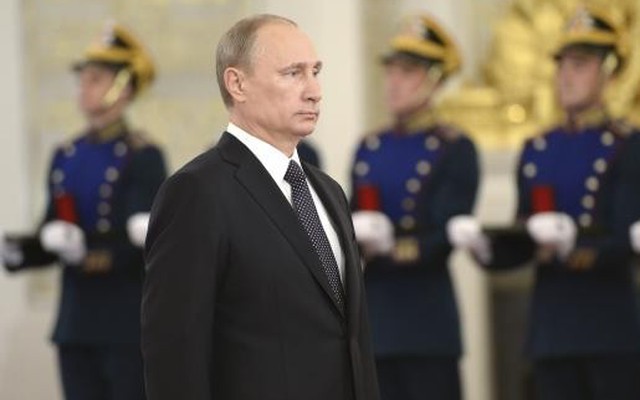 Bước ngoặt lớn: Putin xin rút quyền điều quân sang Ukraine