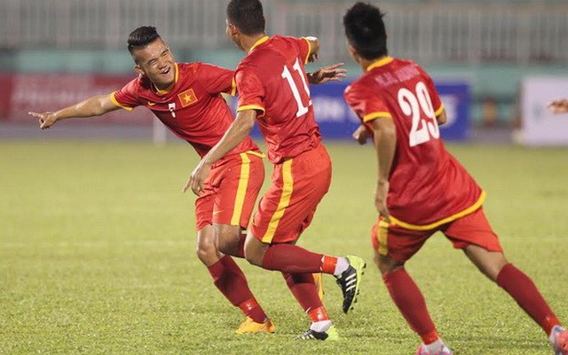 ĐT Việt Nam 3-0 U23 Bahrain: Thắng nhờ… mất điện