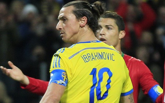 Ibra đòi Ronaldo 5 triệu; Sir Alex "nghiện" Flappy Bird