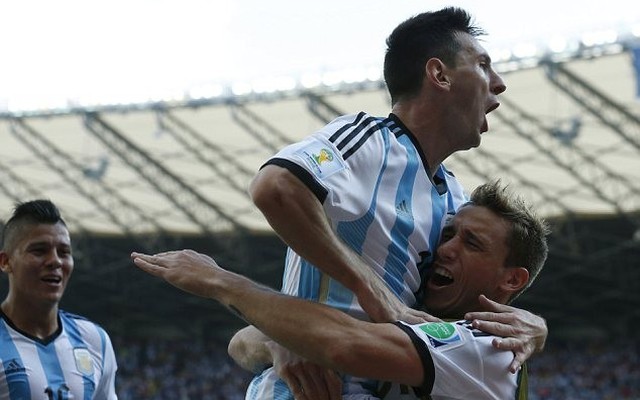 Argentina 1-0 Iran: Siêu Messi giải cứu Albiceleste