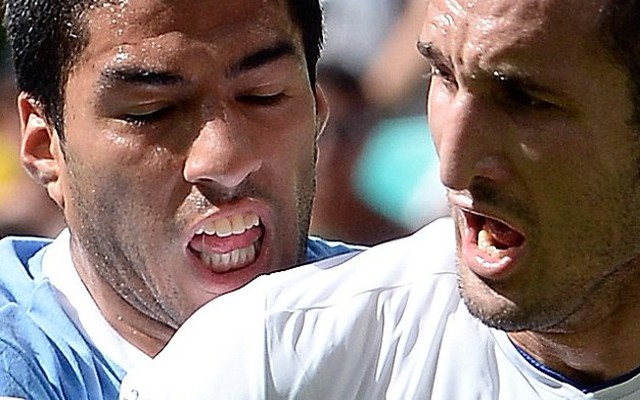 “Ma cà rồng” Suarez nuôi ý định cắn Chiellini từ năm ngoái