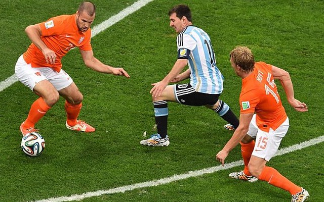 Argentina vào chung kết và Messi lại nhảy Tango