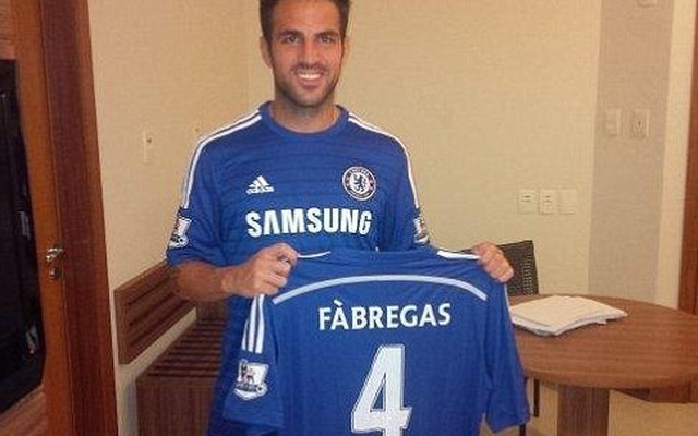 HLV Mourinho chỉ mất 20 phút để chiêu mộ Cesc Fabregas