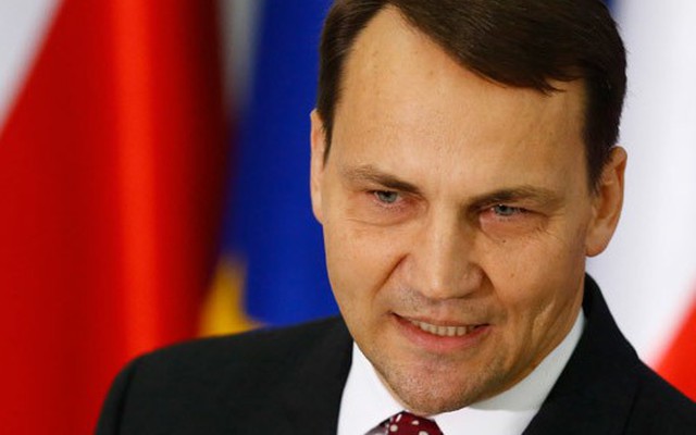 Quan chức Ba Lan 3 lần sửa cáo buộc "Putin muốn chia lẻ Ukraine"
