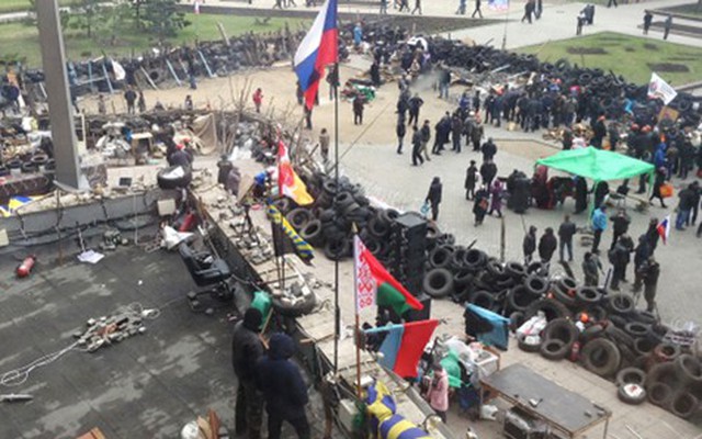 Ukraine cử lực lượng đặc biệt đến Donetsk, đe dọa ra tay cứng rắn