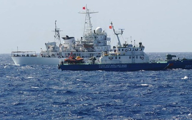 Video: Tàu Trung Quốc manh động, chủ động đâm va các tàu Việt Nam