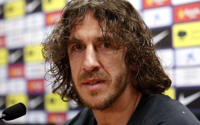 Sao Barca buồn phát khóc vì Carles Puyol