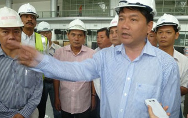 Bộ trưởng Đinh La Thăng cần "ra ân" song song với "ra uy"