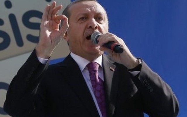 Tổng thống Thổ Nhĩ Kỳ phát ngôn gây "sốc": Phụ nữ không thể bình đẳng với nam giới