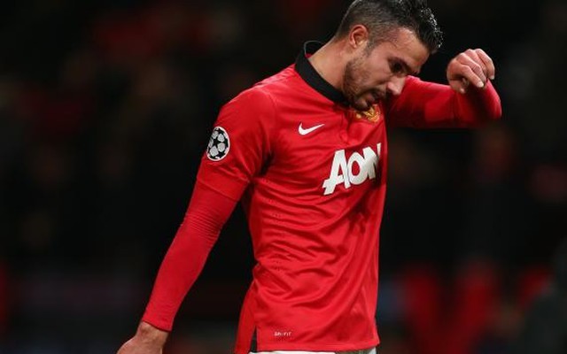 Van Persie lung lay niềm tin