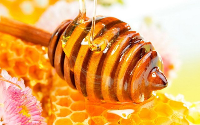 Cảnh báo: Mật ong để lâu năm cực độc