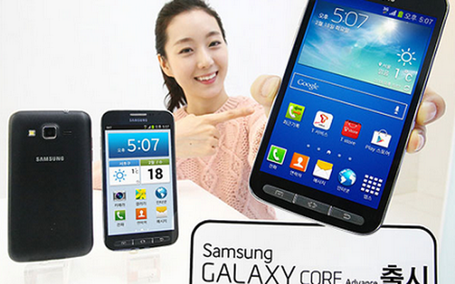 Galaxy Core Advance chính thức lên kệ, giá trên 8 triệu đồng
