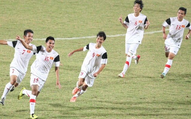 Kẻ "ghen ăn tức ở" mới nói U19 Việt Nam không đá được V-League