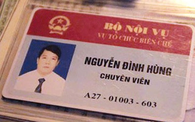 Chuyên viên rút thẻ "dọa" CSGT bị phạt 12,5 triệu