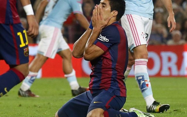 Nghịch lý: Suarez đang khiến Barca yếu đi?