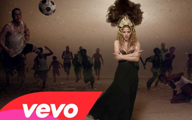 Shakira gây sốt trong MV cổ động World Cup 2014