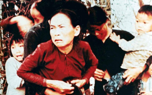 Điều khủng khiếp phía sau bức ảnh nổi tiếng về thảm sát Mỹ Lai