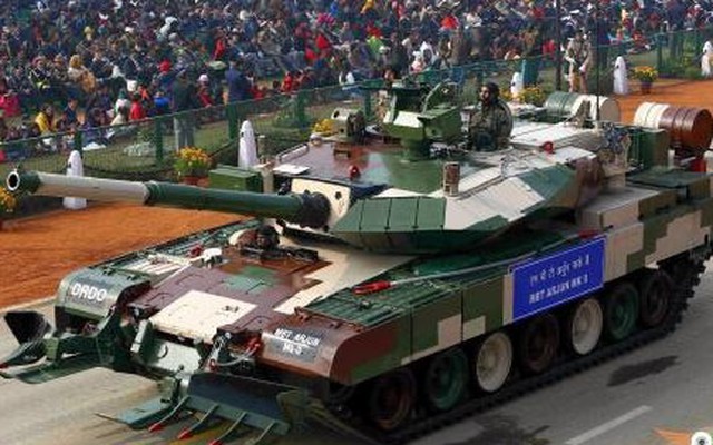 Ấn Độ nói không với tên lửa Israel cho siêu tăng Arjun