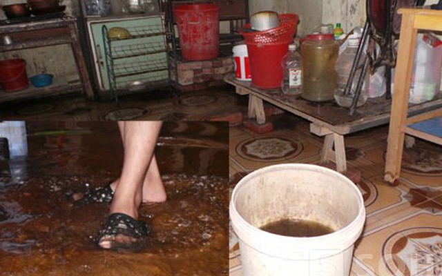 Hà Nội: Người dân “bì bõm” trong nhà, mùi hôi thối nồng nặc