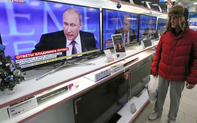Báo Anh: Quên Putin "độc ác" đi, chính chúng ta là kẻ gây chiến