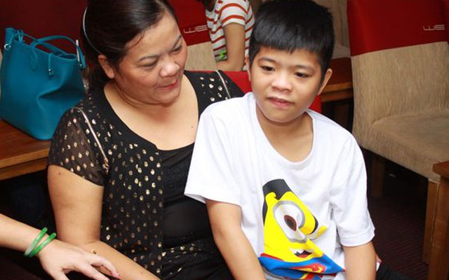 Mẹ Quang Anh: 'Cát-xê con trai được 15 -27 triệu một show'