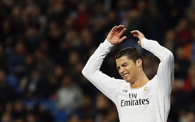 Thái độ hờn dỗi, khó ưa của Ronaldo