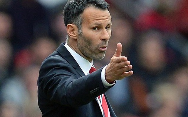 Ryan Giggs gây thù chuốc oán với cầu thủ Man City