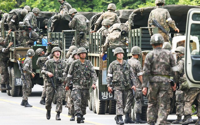 Hé lộ lý do bất ngờ khiến lính Hàn Quốc bắn chết 5 đồng đội