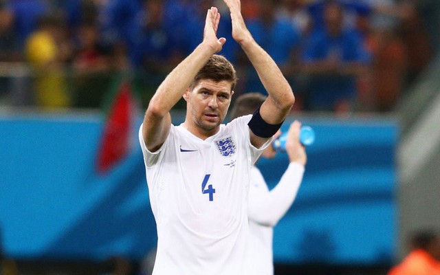 Người Anh đã sai khi chọn Steven Gerrard làm đội trưởng!