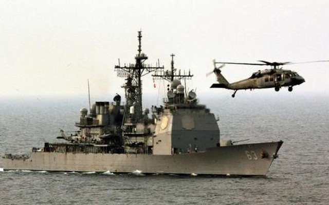 Washington tiết lộ lý do tàu Mỹ-Trung suýt đâm ở Biển Đông