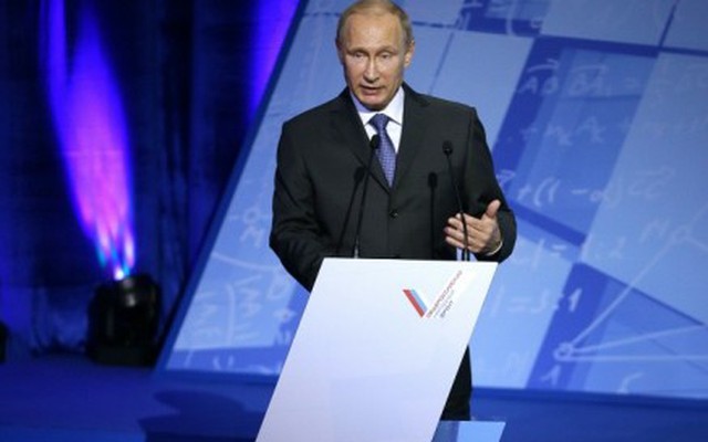 Tổng thống Putin: "Nga buộc phải nâng cấp trang bị quân sự quy mô lớn"