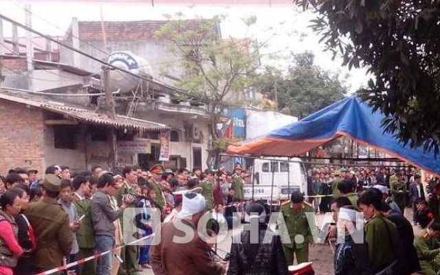 Công an lái ô tô gây tai nạn bỏ chạy, mặc nạn nhân bên vũng máu