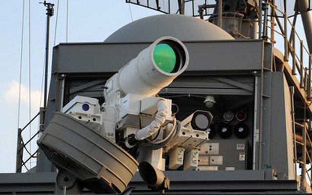 Video: Mỹ tiêu diệt thành công mục tiêu bằng pháo laser