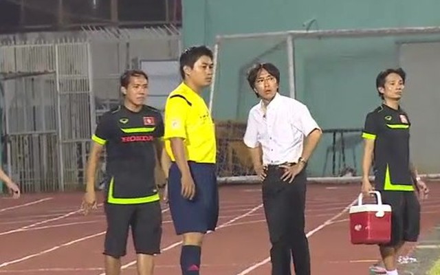 NHM "ném đá" HLV Miura vì không trọng dụng U19 HAGL