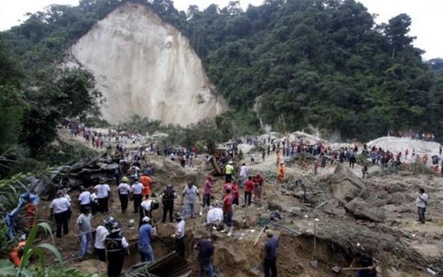 Lở đất ở Guatemala, 600 người mất tích