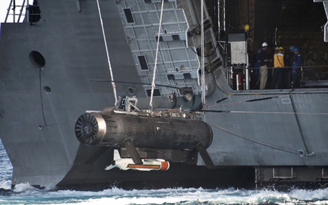 Hải quân Mỹ thẩm định hệ thống quét thủy lôi điều khiển từ xa