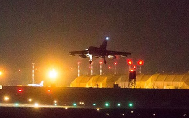 [VIDEO] Không quân Anh lần đầu oanh kích IS ở Syria