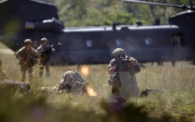 Quan sát viên quốc tế dự tập trận quy mô hàng chục nghìn lính NATO