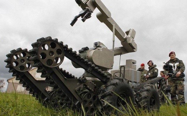 Robot quân sự - trợ thủ đắc lực trong chiến đấu