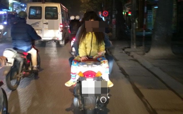 Những hình ảnh nguy hiểm trên đường phố Hà Nội
