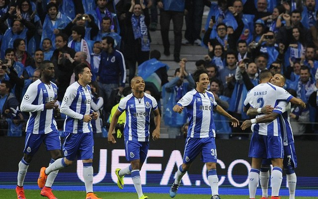 Địa chấn ở Dragao, Porto “bóp mũi” Bayern