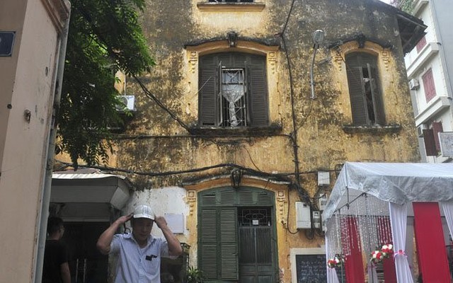 Từ vụ sập nhà ở HN: Biệt thự cổ “hết đát” có nên giữ lại?
